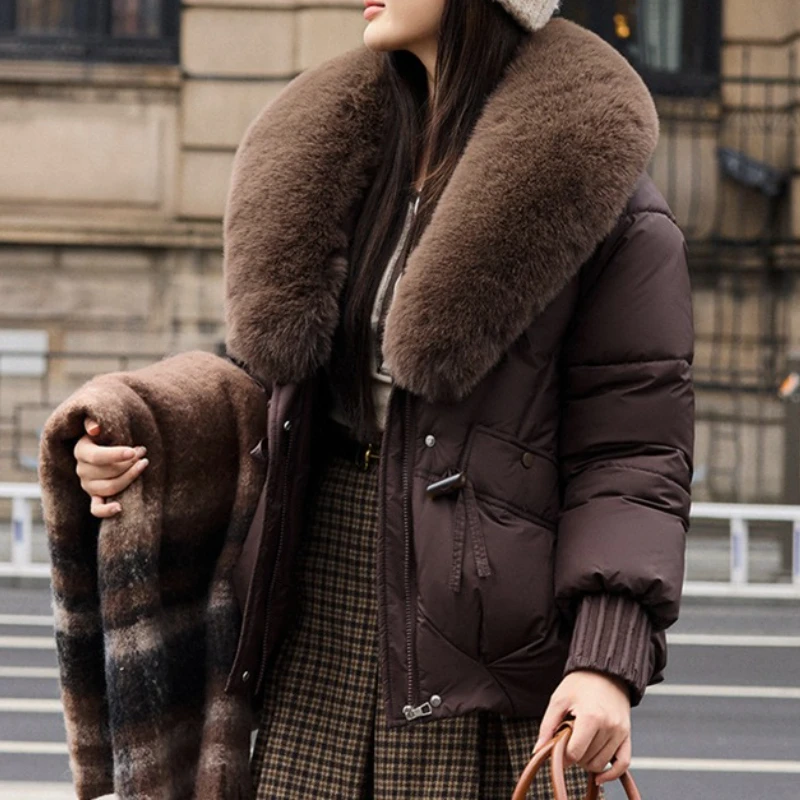 

2025 New Fashionable Cotton Jacket with Warm Big Fur Collar and Temperament Short Women's Jacket