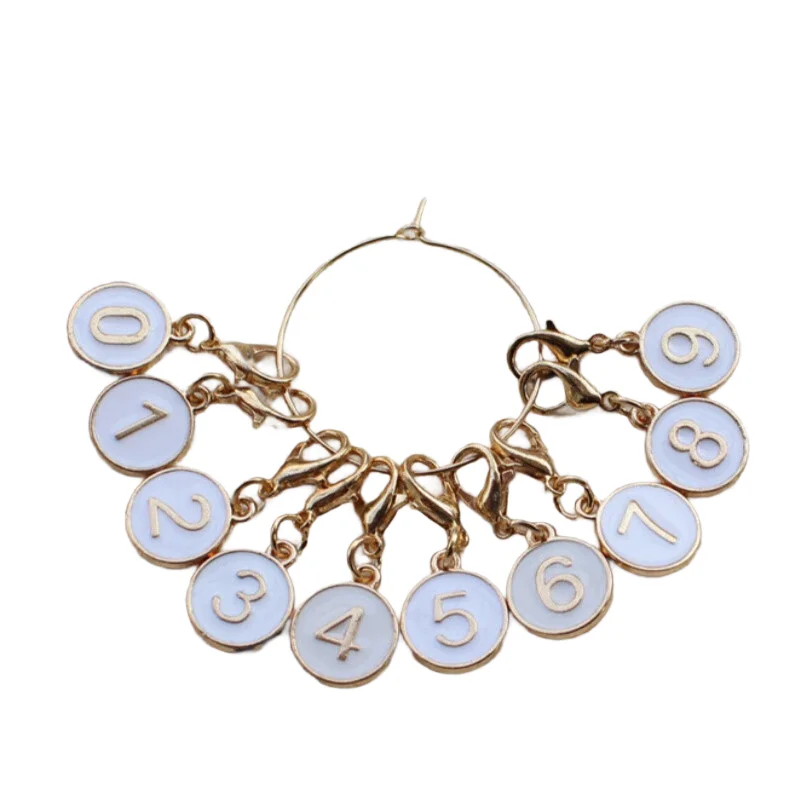 Nouveaux pendentifs numériques en émail bricolage 0-9 ensemble de pendentifs en alliage Unique avec fermetures à homard pour la fabrication de porte-clés, colliers et Bracelets