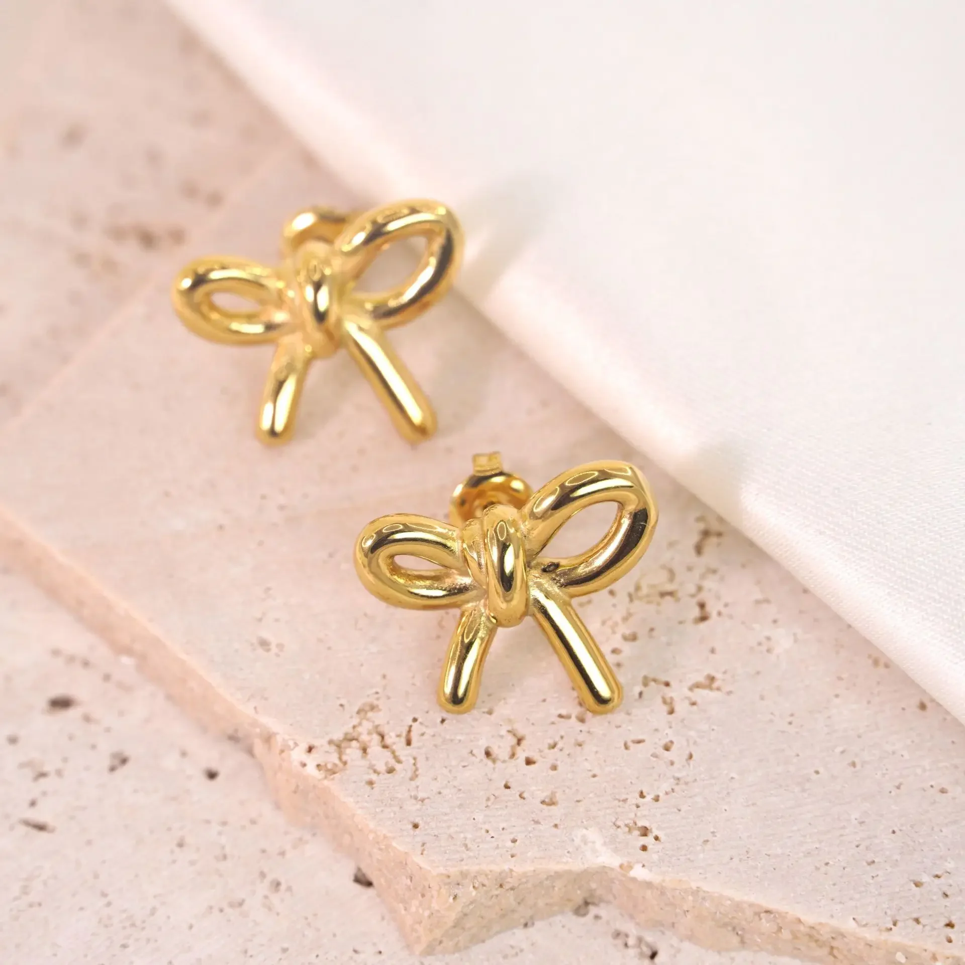 SIPENGJEL Gold Color Bow Aretes Stainless Steel Earrings for Women Cute Bow Knot Stud Nail Earrings Ear Piercing Accessories