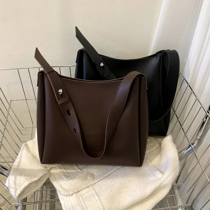 Bolso de mano de cuero para mujer, bolsa de hombro de gran capacidad, Simple, a la moda, 2024