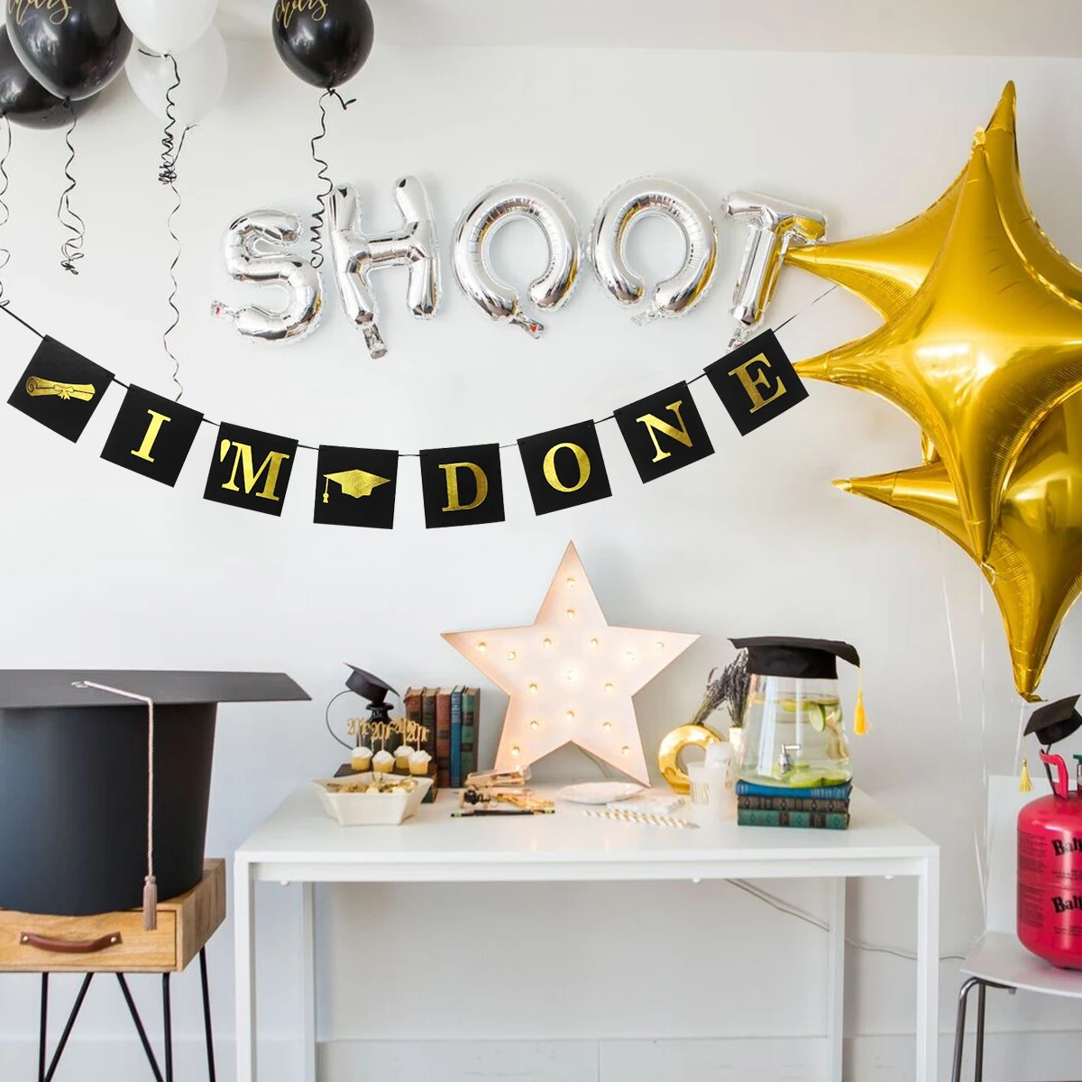 

2.5m I'm Done Graduation Party Banner Paper Hanging Swallowtail Flag for Student Events Banner Graduation Party