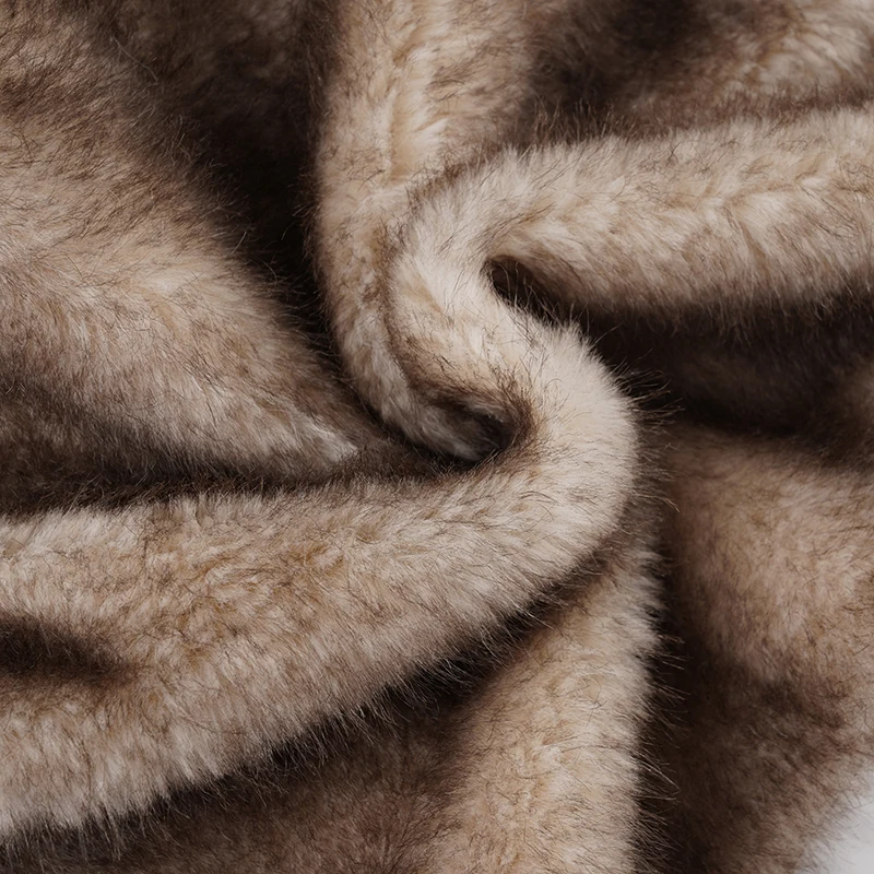 تنانير ضيقة مثيرة فروي للسيدات تنانير صغيرة دافئة مكشكشة ذات طيات ضيقة ومنخفضة الخصر 2025 ملابس شتوية للحفلات والنوادي Y2K