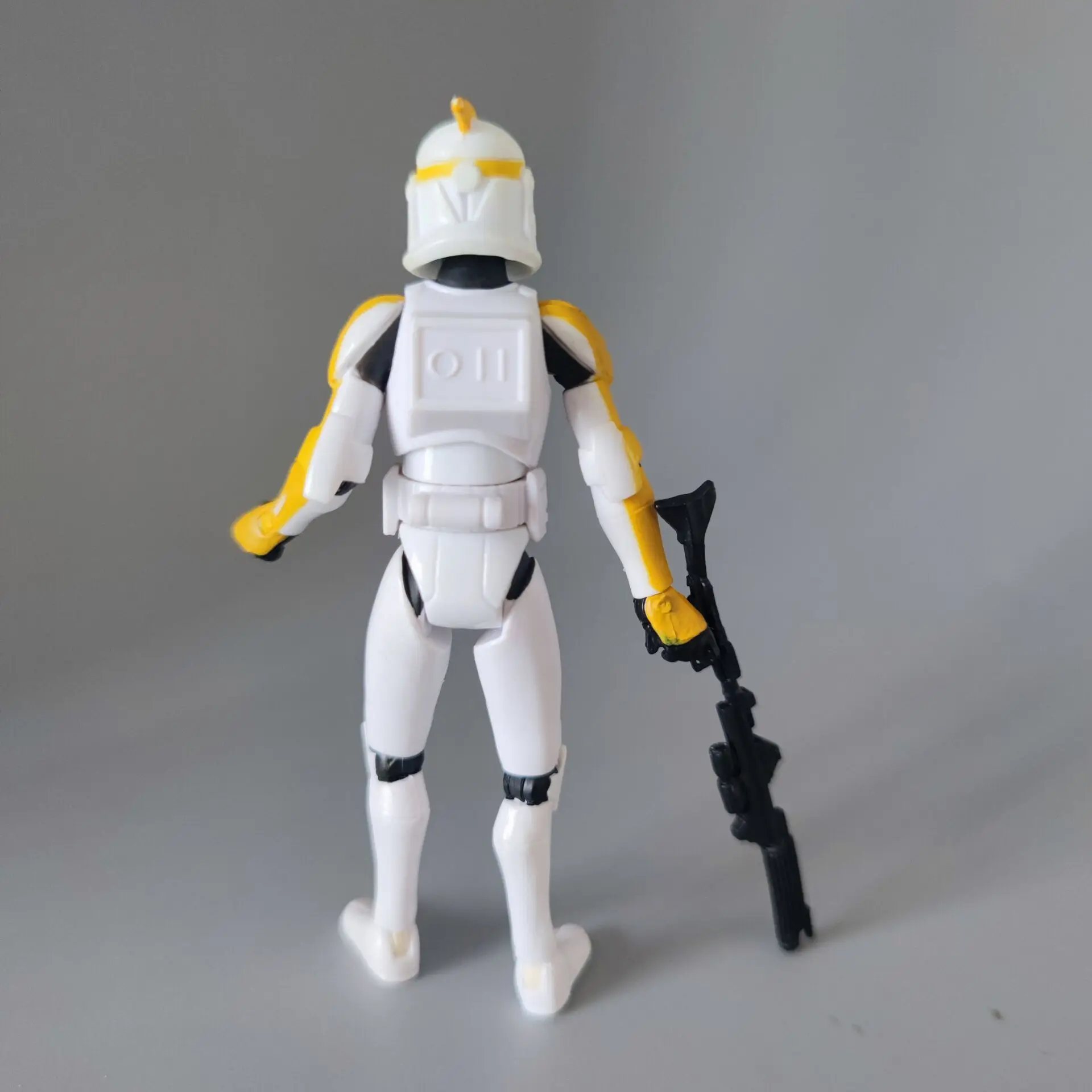 Star Wars Republic Yellow White Clone Trooper 3.75