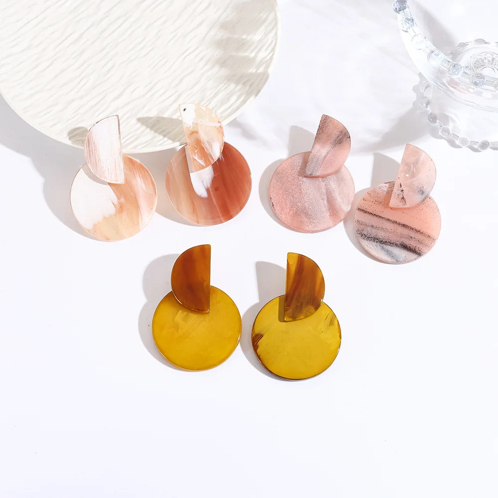 DIY accessories Light luxury high-end acrylic geometric contrasting color earrings INS wind color versatile temperament female f