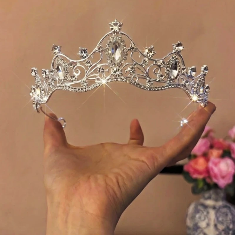 

Bridal Blingbling Headpiece Rhinestone Wedding Crown for Women Bride Princess Hair Band Headwear for Wedding Party Photoshoot