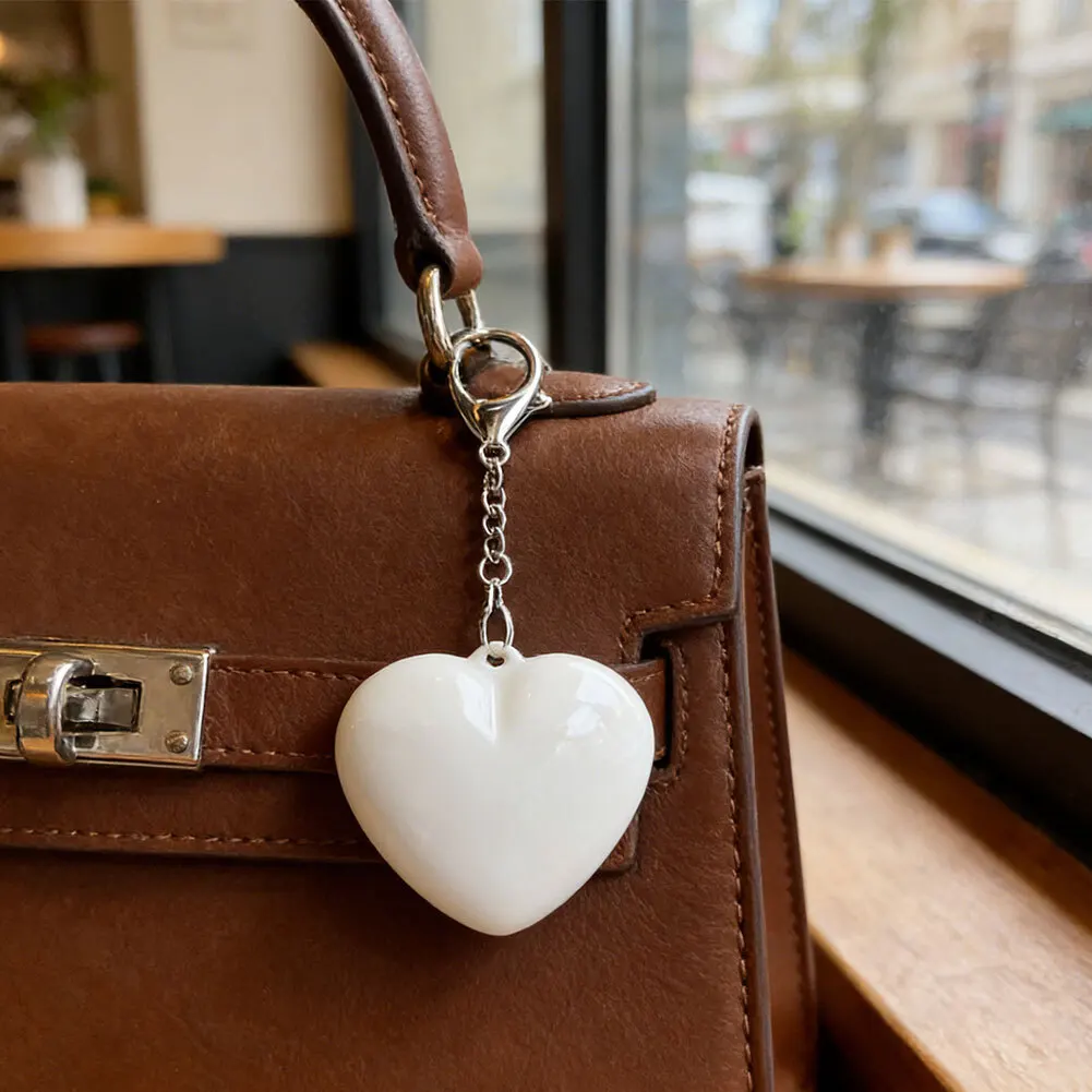 Portable Touch Activated Heart Shaped Lamp Set of 3 with Clip for Keychain Use in White 5.2x2.2cm for Commuting