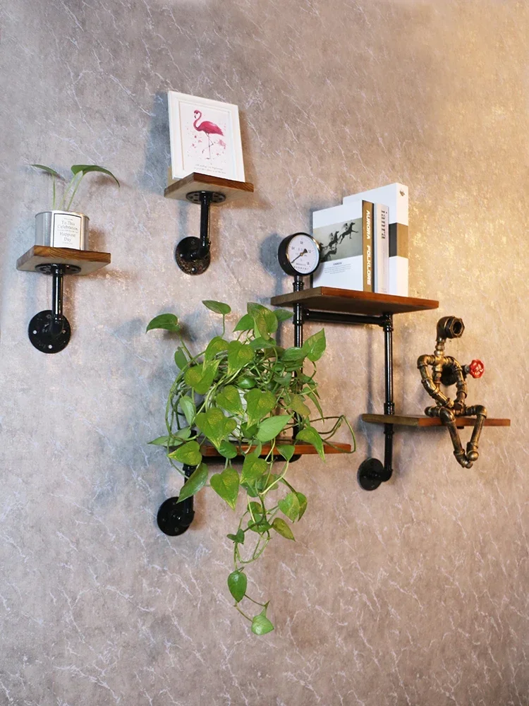 Retro water pipe wall shelf solid wood baffle creative decorative wrought iron wall hanging bookshelf