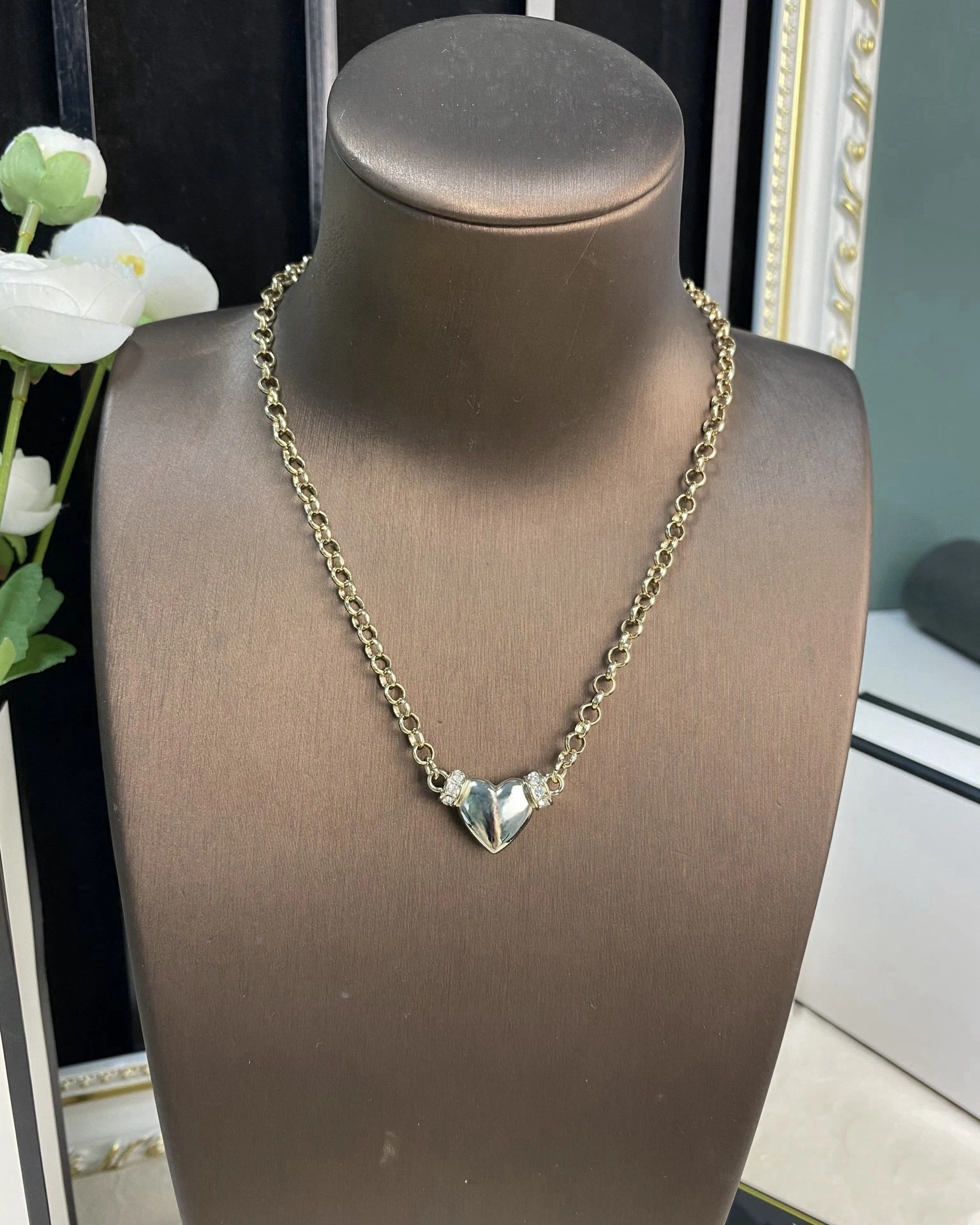 2024 New Summer Butterfly Pearl Chain