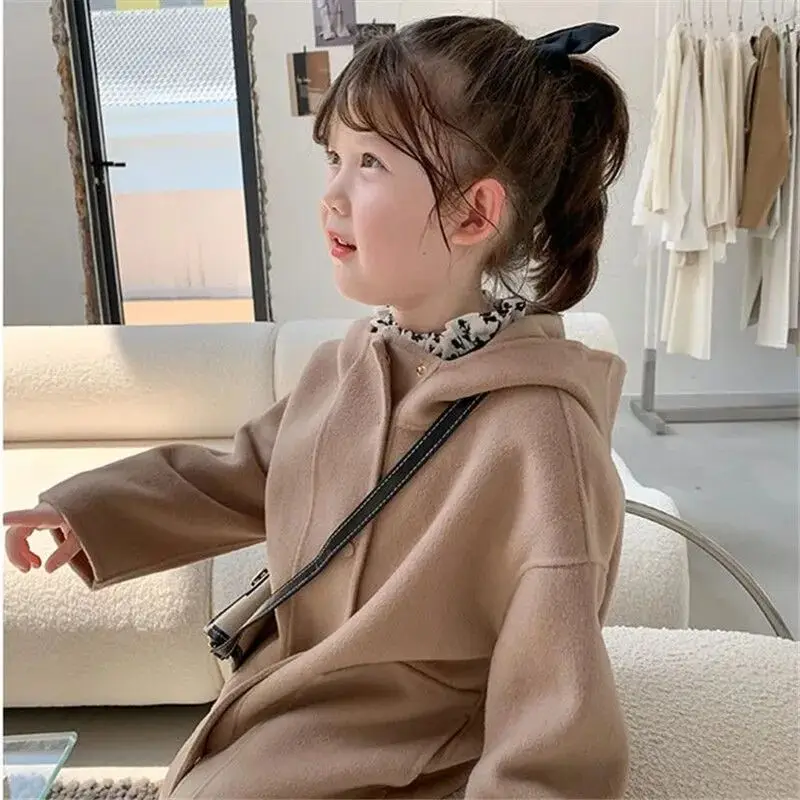 Girls\' woolen coat autumn/winter new children\'s hooded solid color coat Korean version baby medium long woolen coat