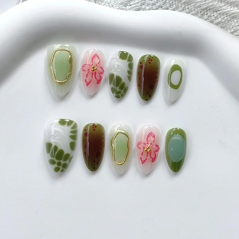 10Pcs French Style Short Almond Nails Spring New Green Gilded Drip Glue Cute Flower Press on Nails Patch Fake Nails