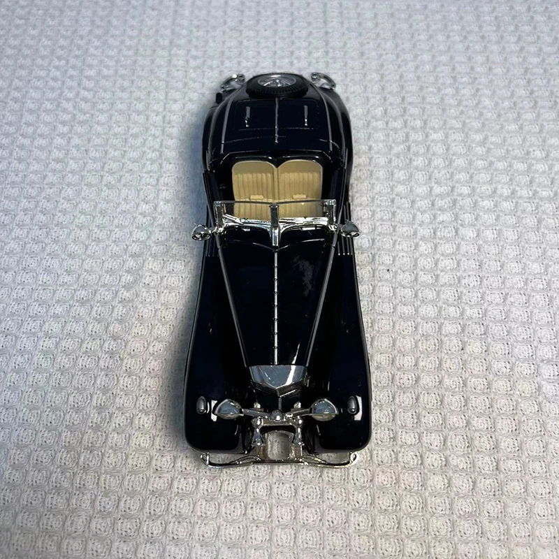 Mini modelo de coche de aleación Retro Vintage para niños, vehículo negro fundido a presión, colección de simulación, regalos, 1:28