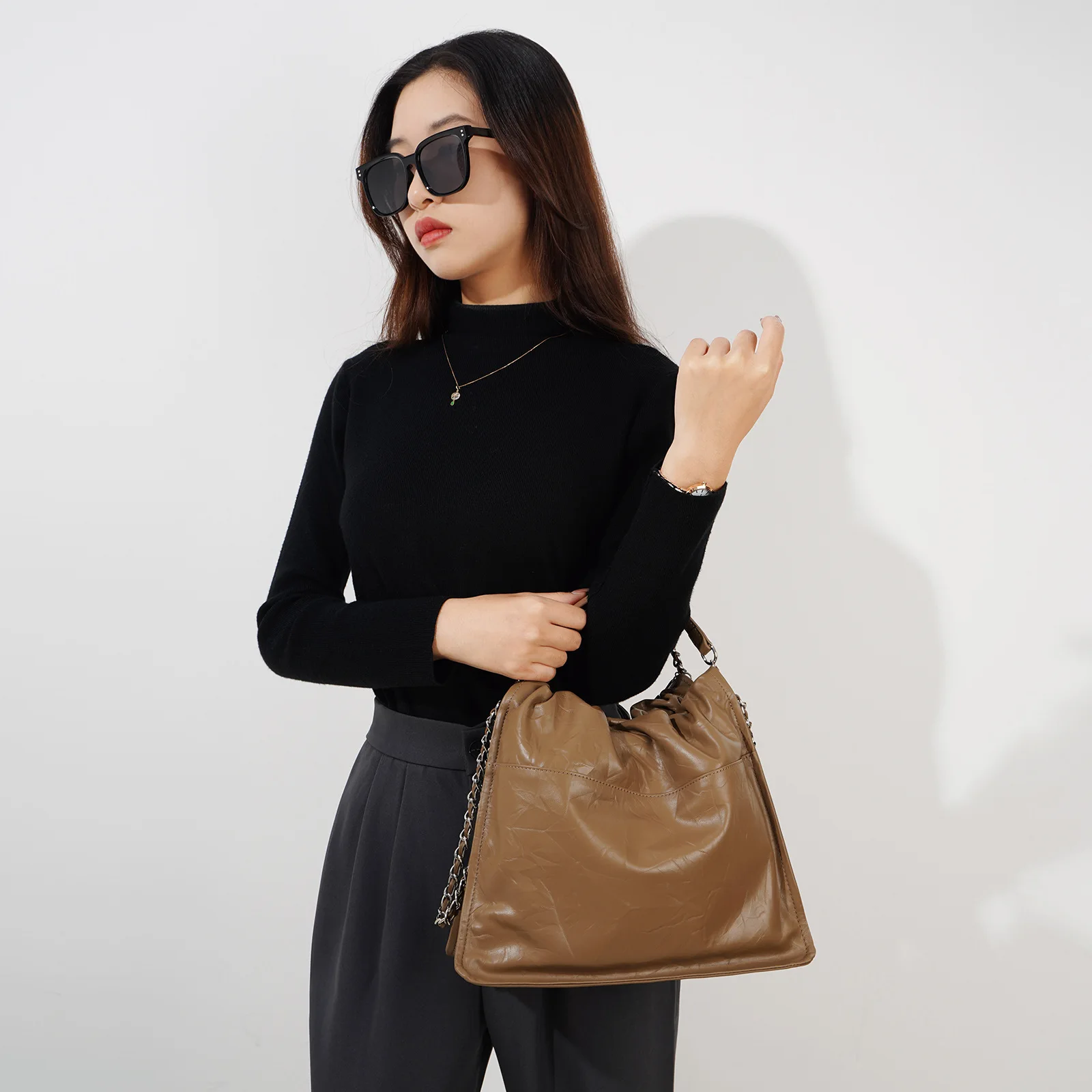 

Сумка для подгузников с широким отверстием, многофункциональная, с множеством карманов, прочная, легкая, для детских подгузников, одежды, салфеток и предметов первой необходимости для путешествий