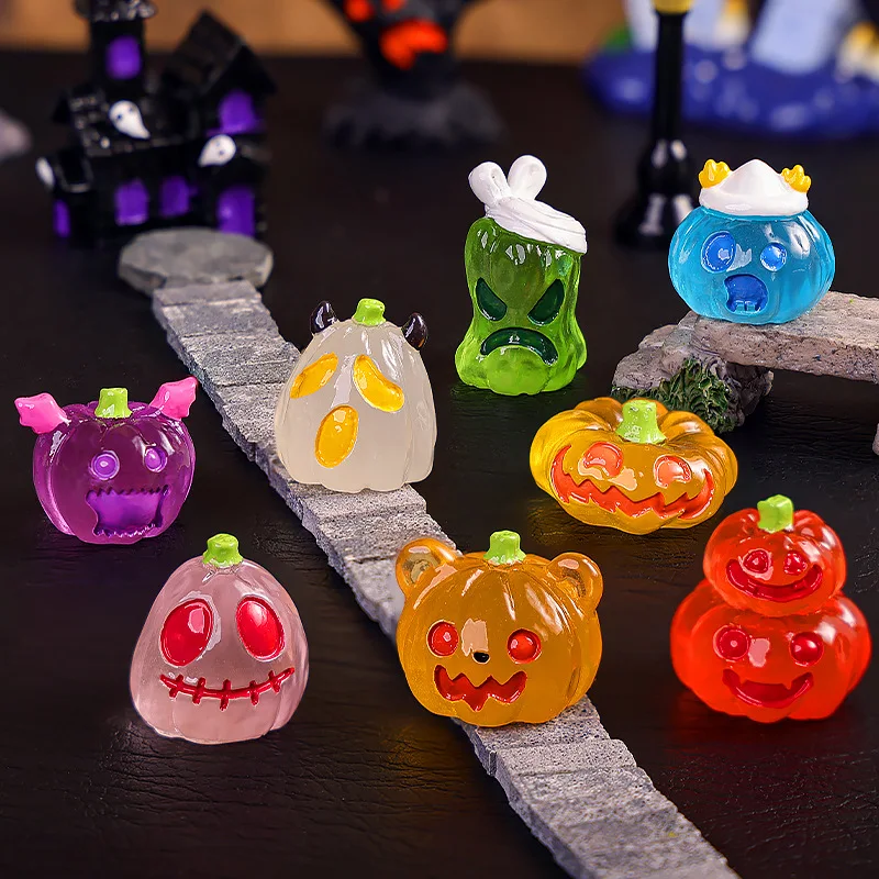 

Creative Halloween Luminous Pumpkin Ghost Miniature Landscape Ornaments Items Resin DIY Home Decoration Desktop Crafts Sculpture