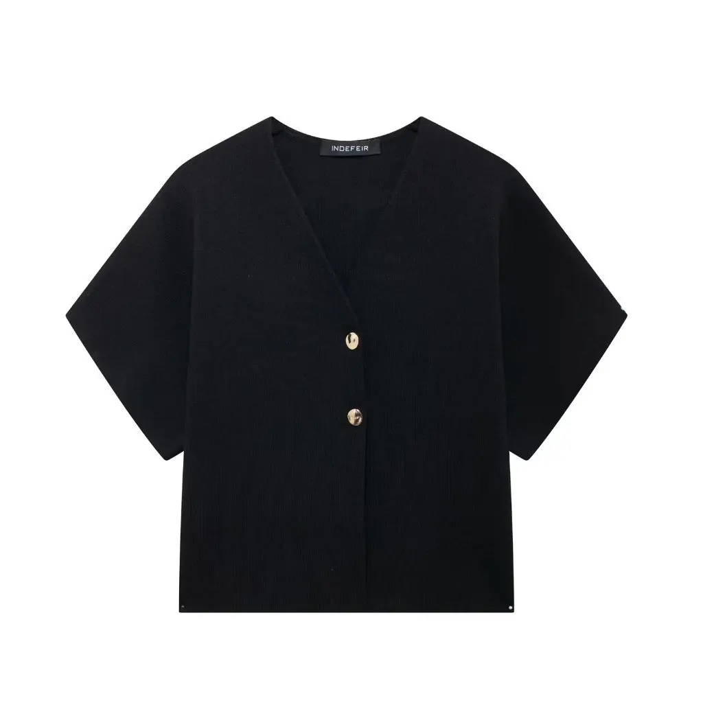 

Women's V-Neck Short Sleeve Sports Sweater Flat Needle European American Style Wholesale Clothing for Ladies