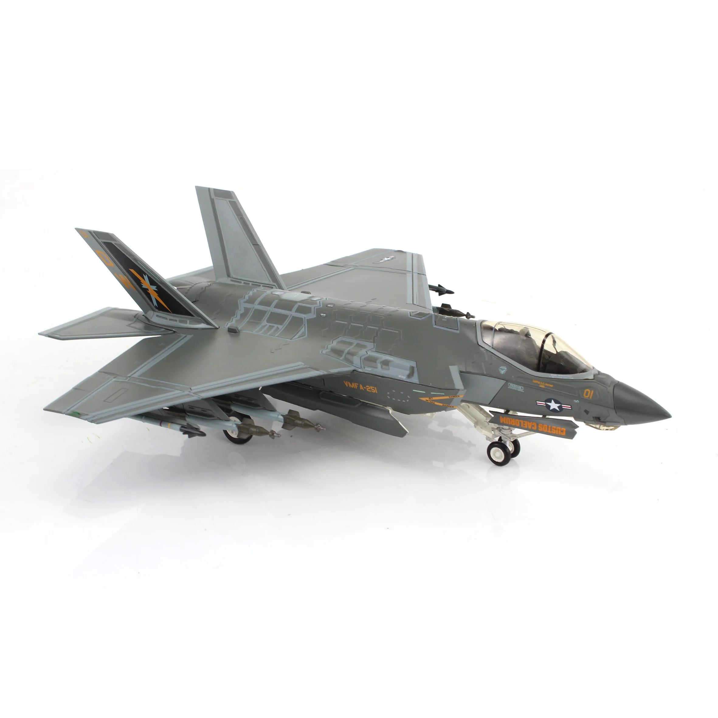 

1/72 HA6211 Модель истребителя-невидимка США F-35C F35 VMFA-251 2024, коллекционная модель из сплава