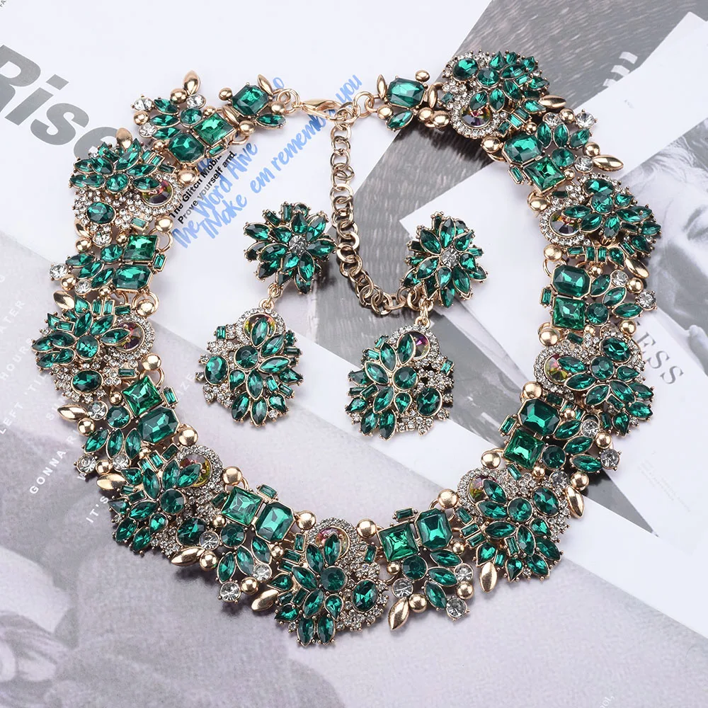 2024 New ZA Luxury Full Green Crystal Rhinestone Statement Large Collar Big Bib Choker Necklace Women Indian Wedding Jewelry