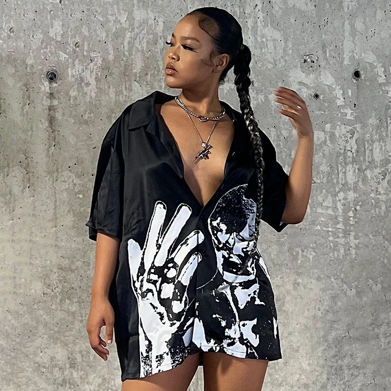 

Fashion Print Short Sleeve Turndown Neck Buttons Graphic Sexy Tshirt 2022 Fall Women New Oversized Outfit Streetwear Party Y2K