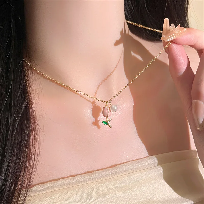 2023 New Fashion Trend Unique Design Elegant Delicate Tulip Pearl Necklace Women Jewelry Wedding Party Premium Gift Wholesale