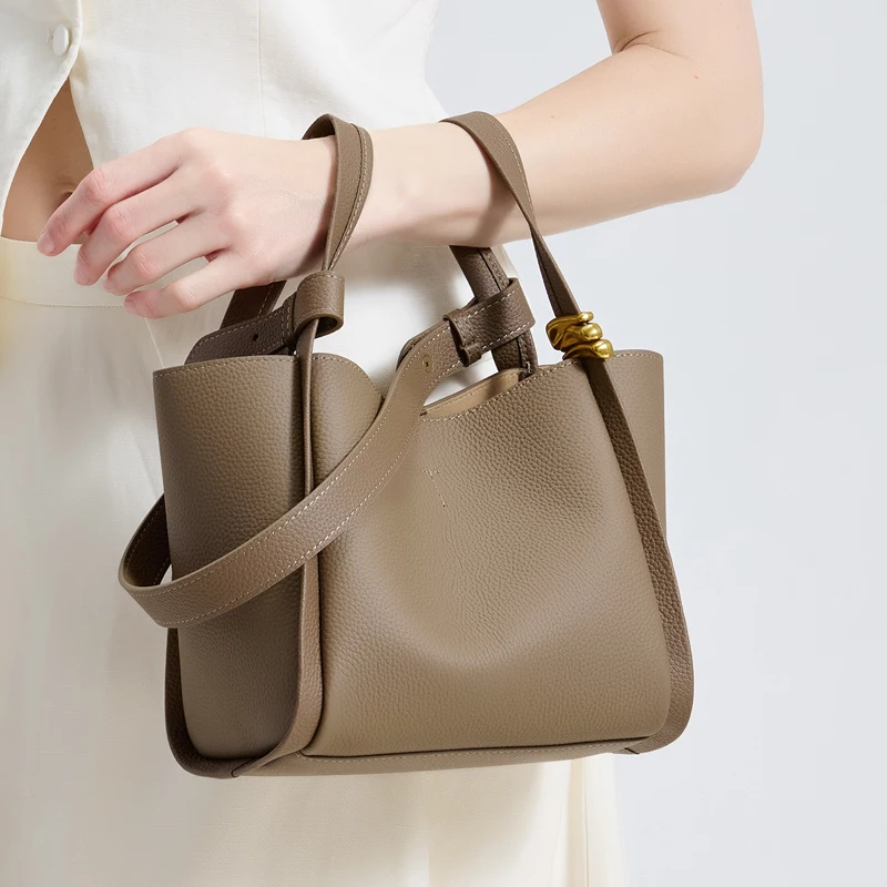 Women Genuine Leather Bucket Bag Soft Cowhide Handbag Retro Gold Button Large Capacity Casual Commute Crossbody Shoulder ToteBag
