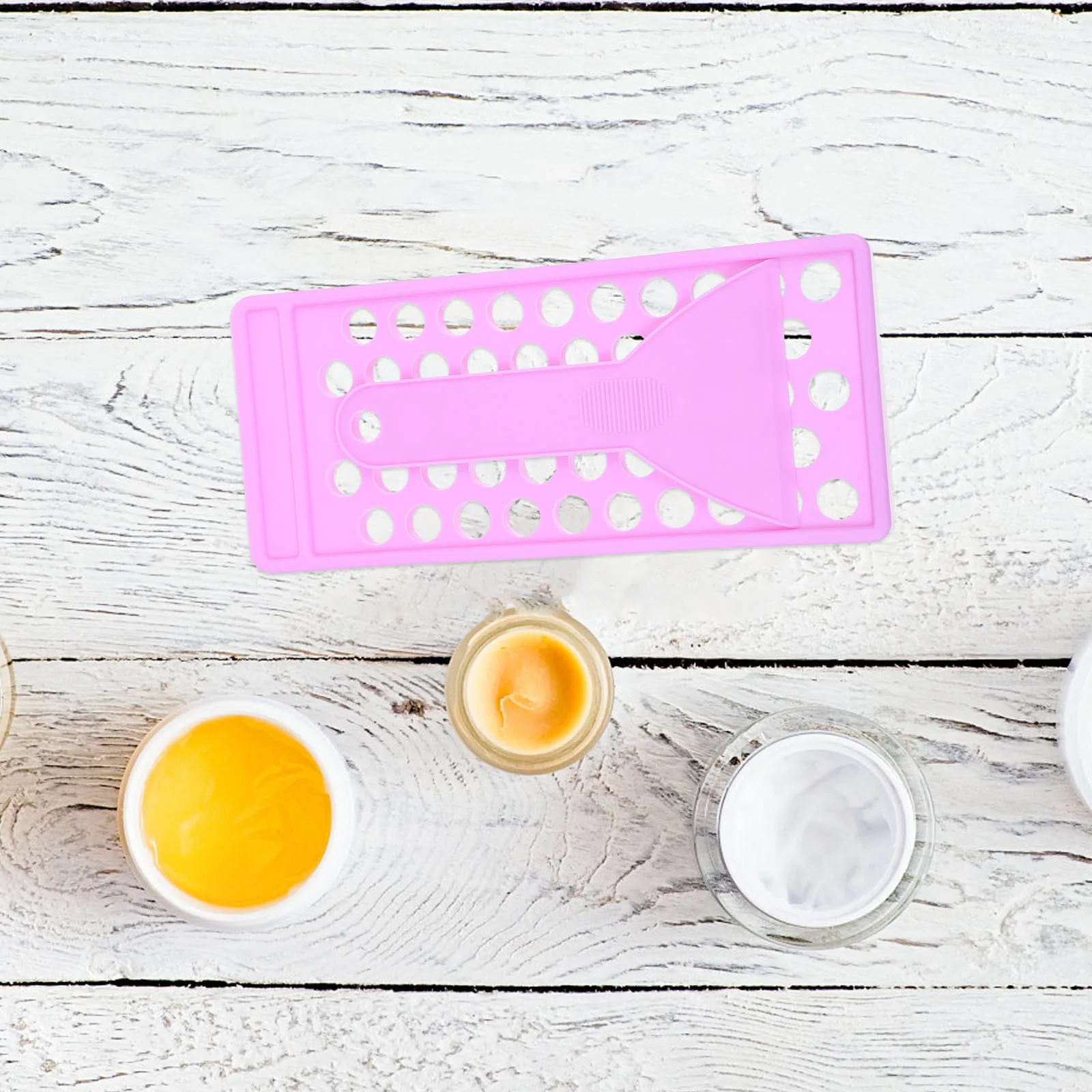 1Set 50 Holes Filling Tray Lip Balm Containers Professional DIY Kit Spatula Smooth Out Lip Gloss Sunscreen 50 Holes Filling Tray