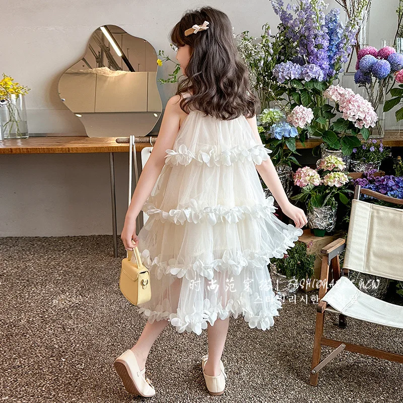 فستان بناتي صيفي 2025 موضة جديدة للأطفال فستان كعكة الأميرة البتلة فستان جنية بحمالات للأطفال