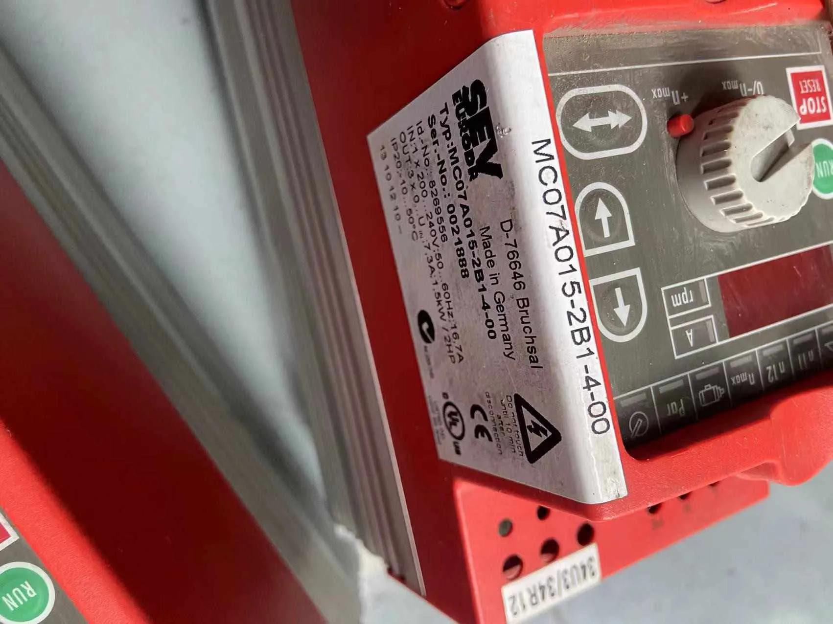 MC07A015-2B1-4-00 Inversor para SEW MC07A015-2B1-4-00