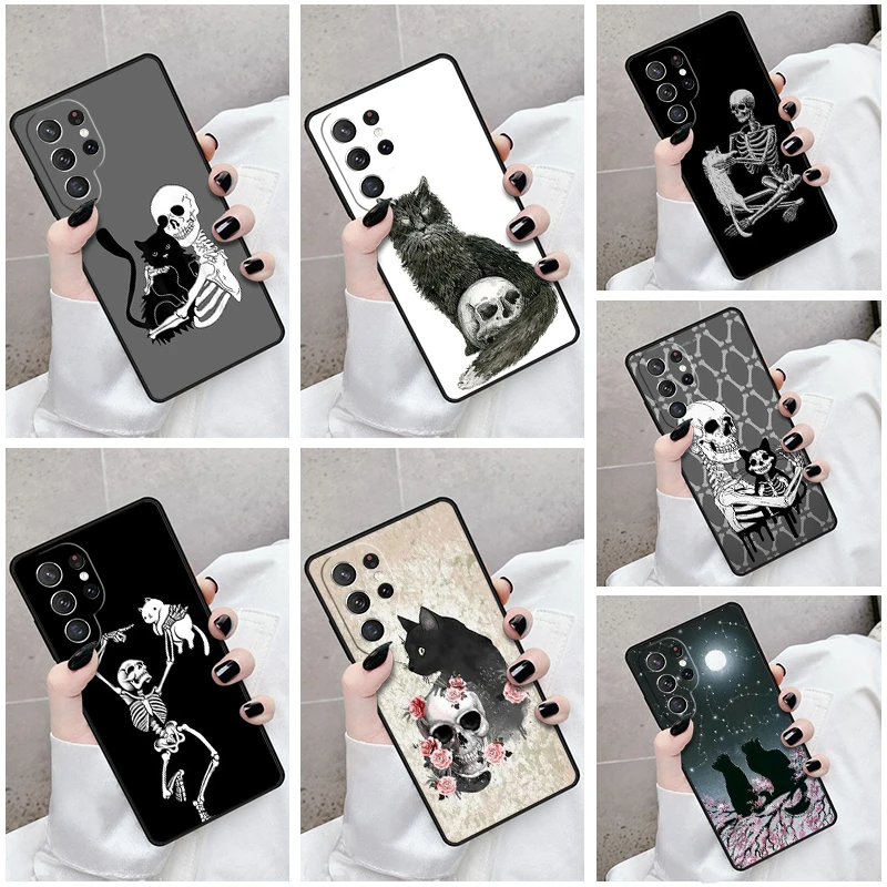 

Phone Case For Samsung S24 S23 S21fe S22 Ultra Plus Note 20 S8 S9 Cover Black Cat and Skull Pastel Goth Gothic Witchy Aesthetic