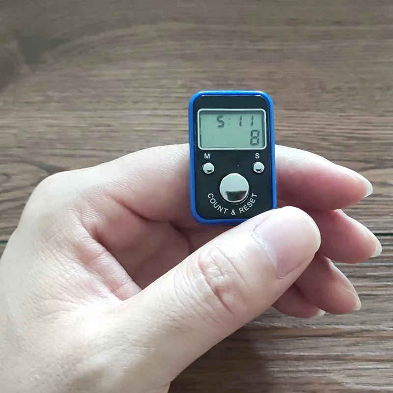 عداد رقمي إلكتروني محمول صغير LCD باليد البنصر عداد مسجل مع وظيفة الوقت غرزة علامة صف عداد