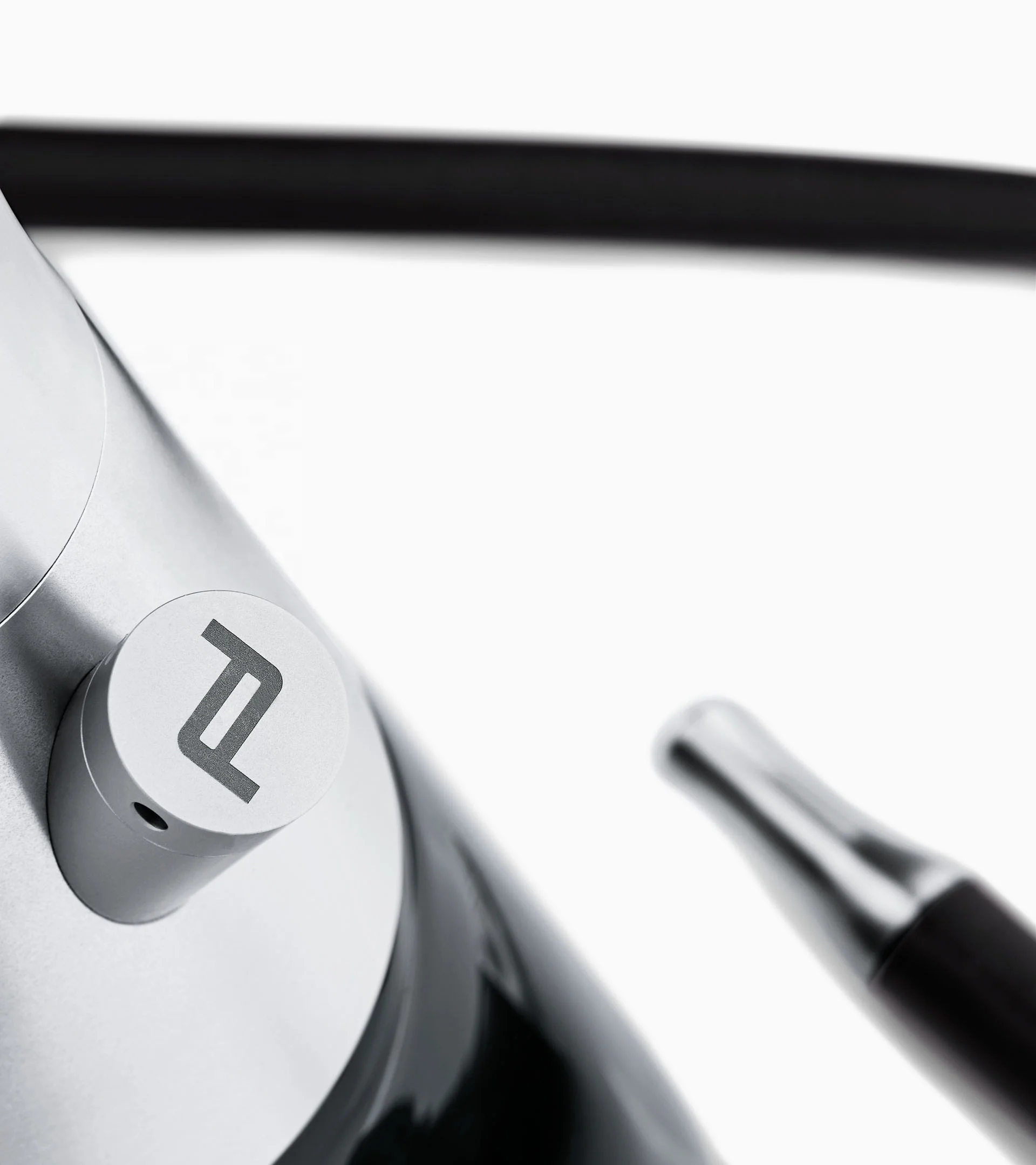 تصميم جديد من الشركة المصنعة الشيشة الفاخرة الأكثر مبيعًا Pors-che مثل التصميم في المخزون أنابيب مياه الشيشة 23 بوصة طويلة الشيشة