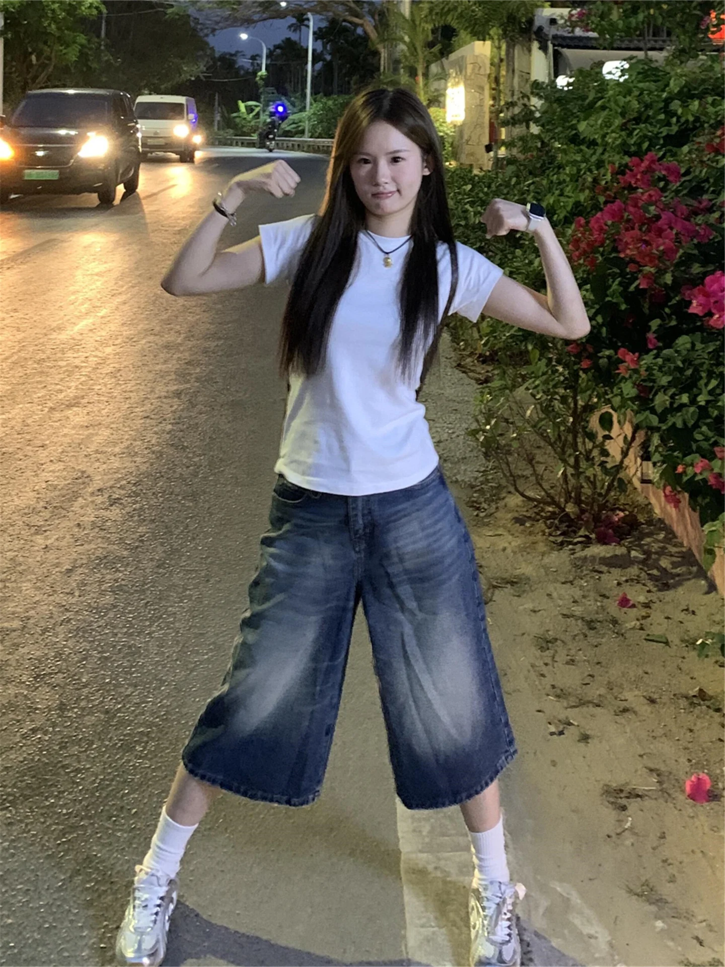 

American Style High Waist Loose Fit Seven-Foot Blue Jeans Women Summer Casual Washed out Scratch Vintage Denim Pants