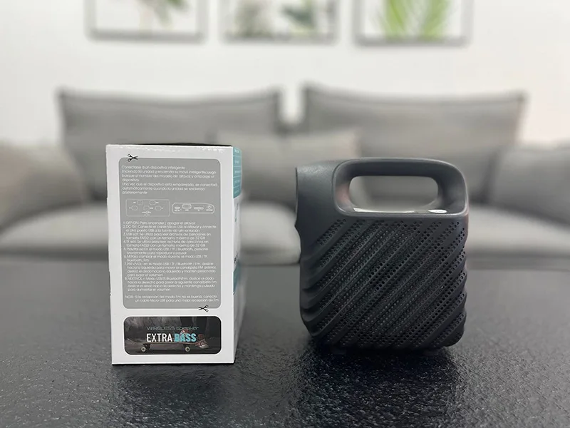 GTS-1525 Hot Selling Cheap Outdoor Wireless Flashlight Audio Mobile Portable LED Color Lights Bluetooth Speaker