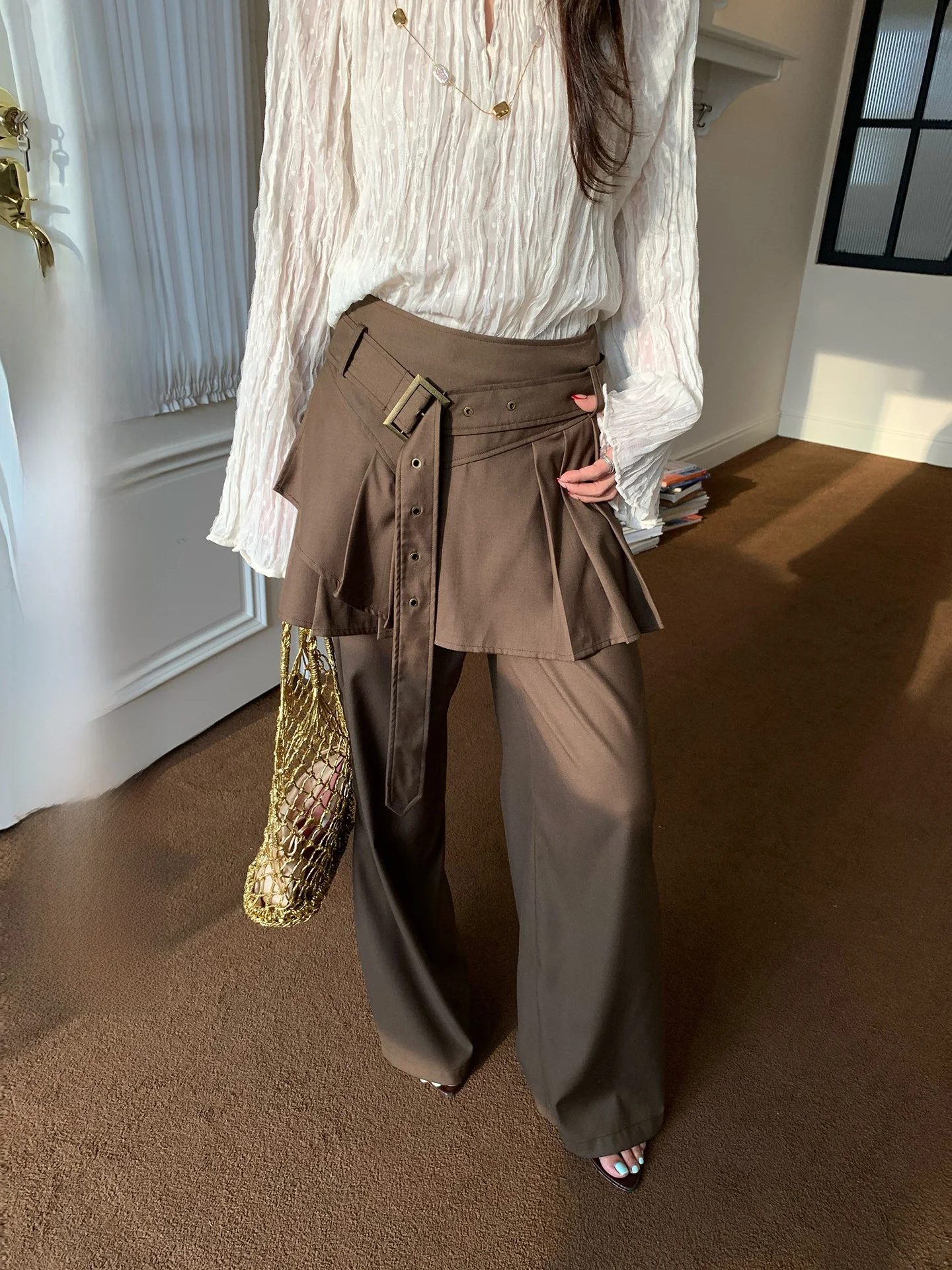 

Vintage Style Pleated Brown Wide Leg Pants Casual Women's Suit Pants Loose Fit Fashionable Autumn Winter Seasonal Wear