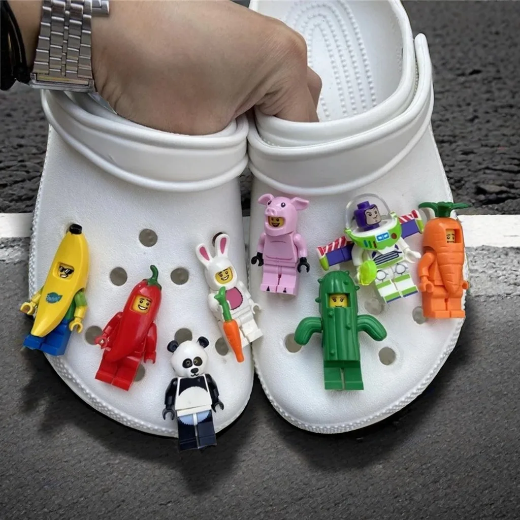 Cute 3D Kid Clogs and Sandals Decorative Shoe Buckles For Cartoon Character Plastic Building Blocks Charm DIY Shoe Accessories