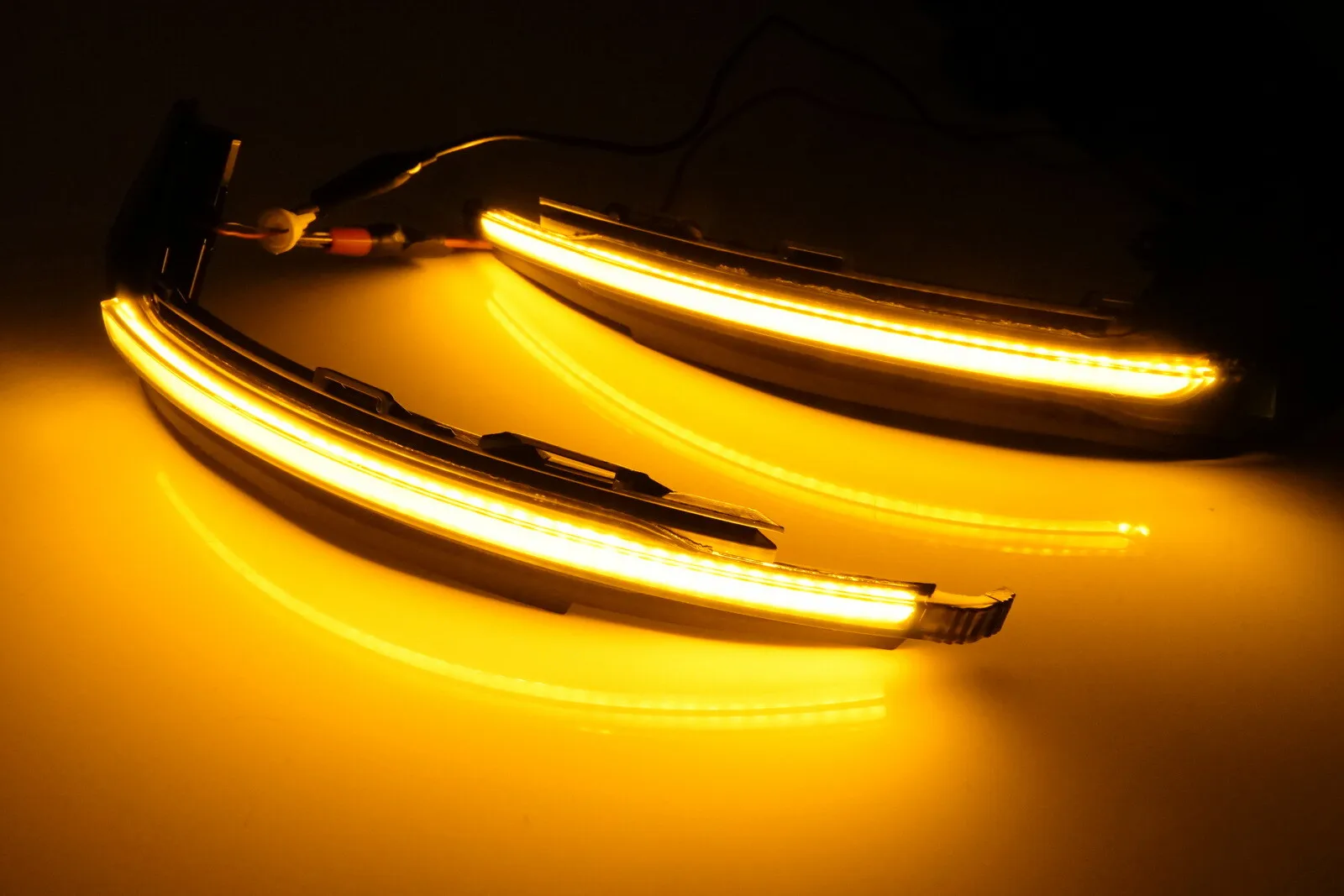 L + R LED ديناميكية الجانب مرآة الرؤية الخلفية مؤشر متتابعة بدوره مصباح إشارة لأودي A1 8X هاتشباك 2010-2018 تشغيل الإضاءة