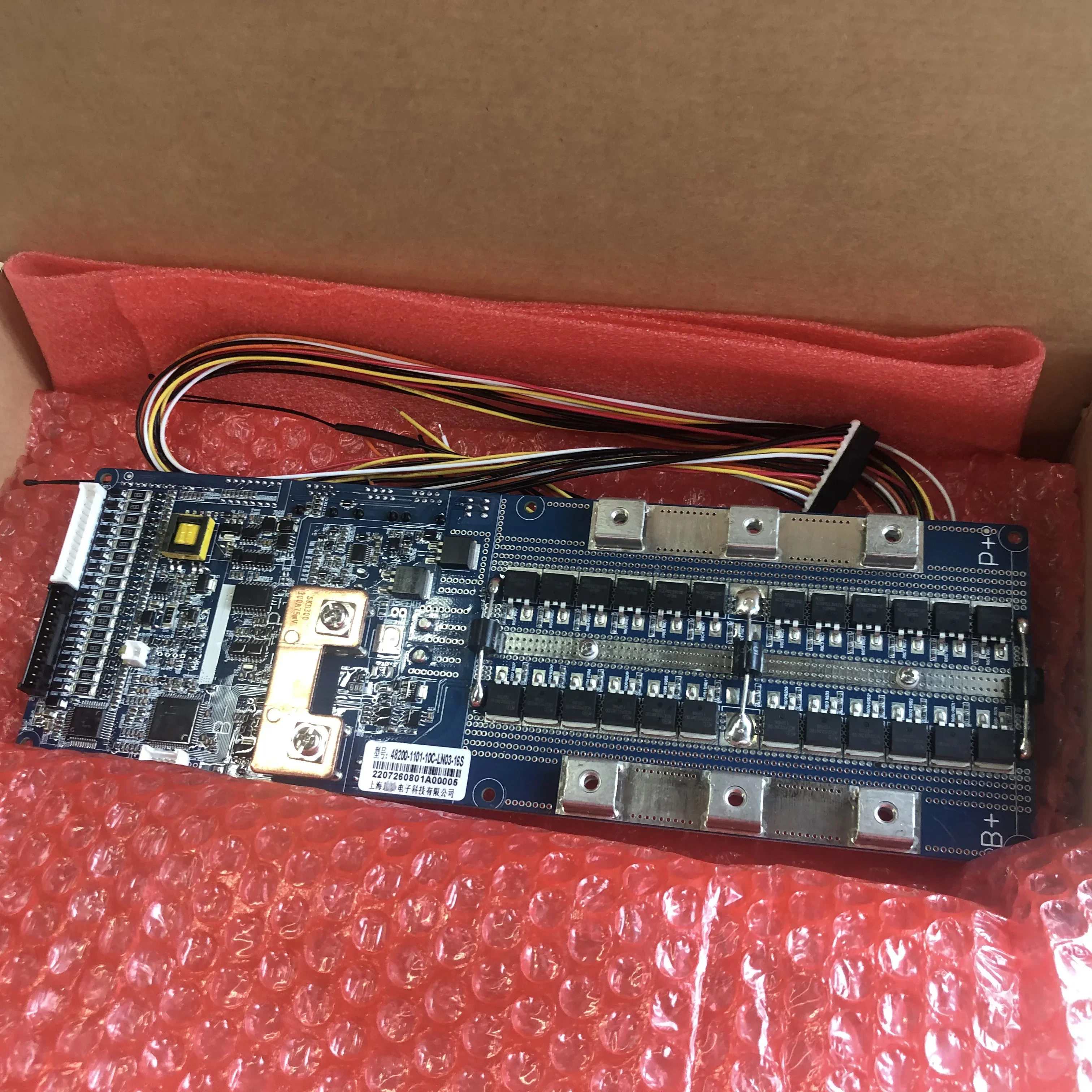 Compatible BMS 48V 16S Sistema de almacenamiento de energía solar para el hogar BMS inteligente Lifepo4 280Ah BMS 100A 150A 200A