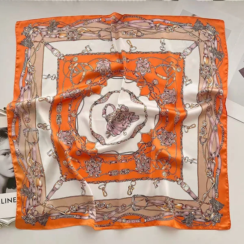 أنيقة سلسلة شرابة مشبك سلسلة مطبوعة تقليد وشاح حريري منديل الزخرفية متعددة الوظائف مطابقة وشاح مربع