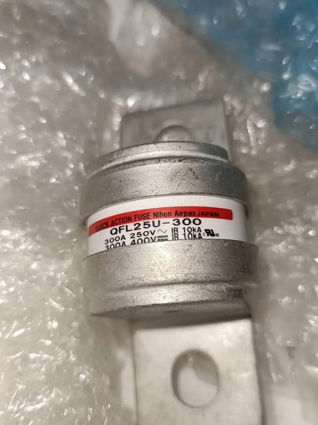 

New Fast Fuse QFL25U-300 Free Shipping