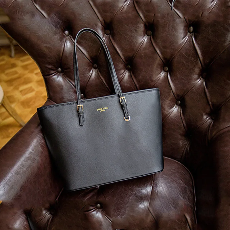 حقيبة حمل سعة كبيرة للنساء ، على الطراز الأوروبي والأمريكي ، عصرية #2
