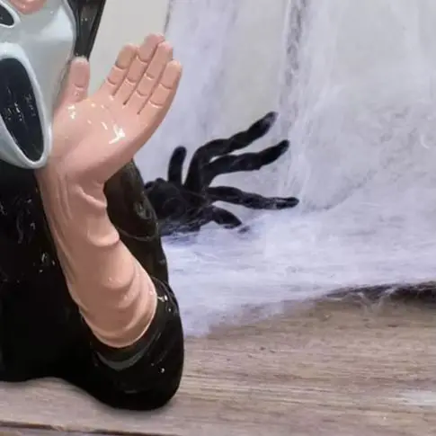 クリエイティブなハロウィン樹脂製オーナメント、叫ぶ女の子の電話の幽霊像デコレーション、ハロウィンパーティーやゲームルームの装飾小物