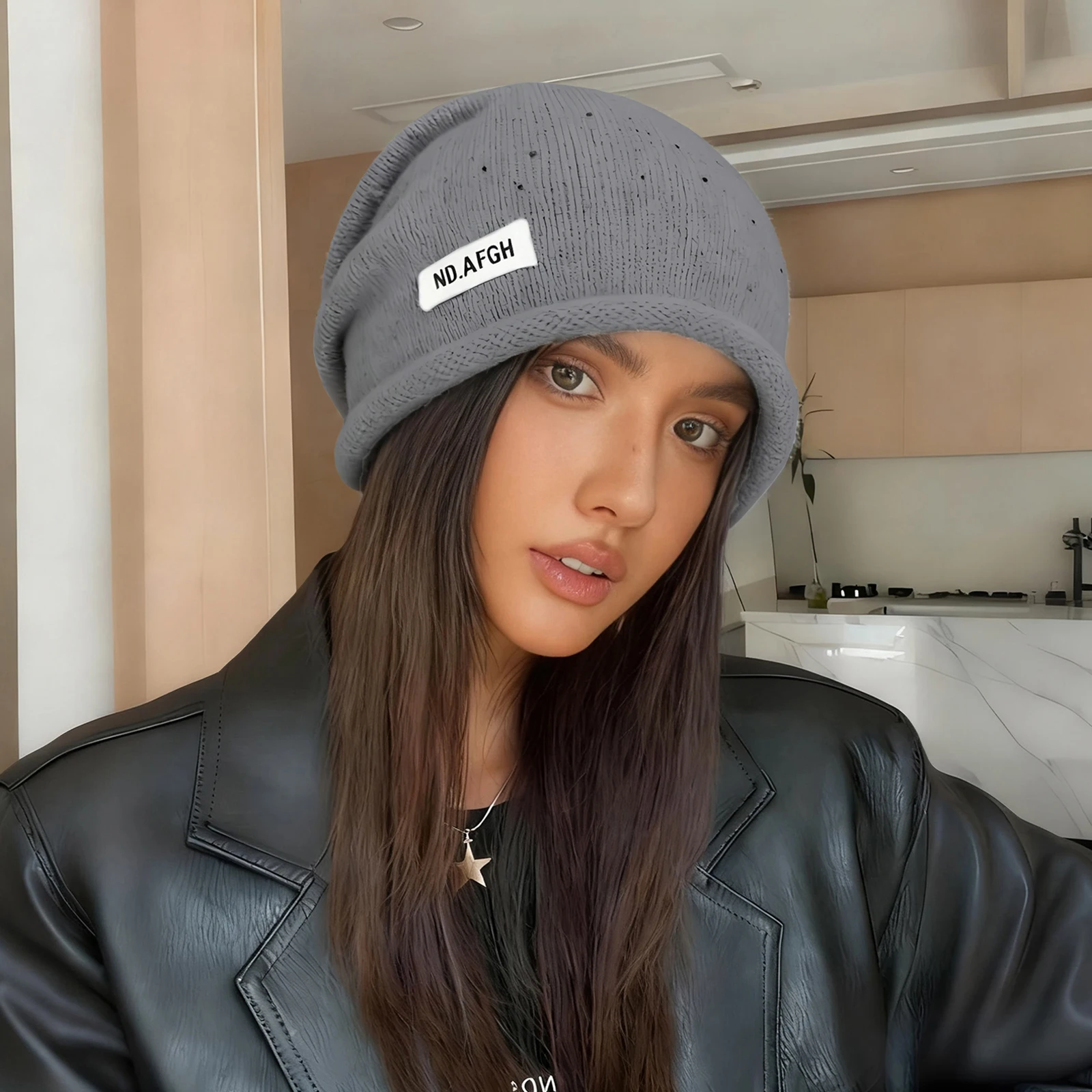 女性用だらしない帽子、伸縮性のあるニット帽、文字入りソフトビーニー、カジュアルな日常用の暖かい帽子