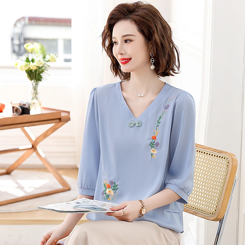 Flower Embroidered Blouse Knitted Button Short Sleeve Shirt Plus Size Top 2024 Summer Minimalist Shirt Half Open New Casual Top