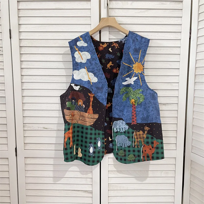 Childhood charm, ancient  Showa niche design, sleeveless  Japanese paired with sharp tools, sweet and cute female vest,