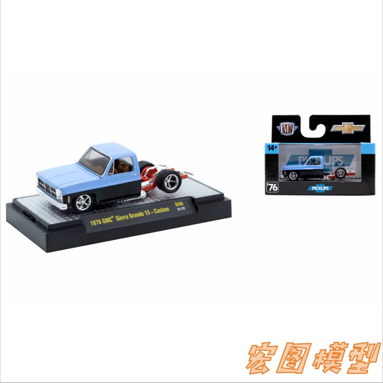 M2 Machines  1/64 1976 GMC Sierra Grande 15 - Custom Collection Alloy car model toys