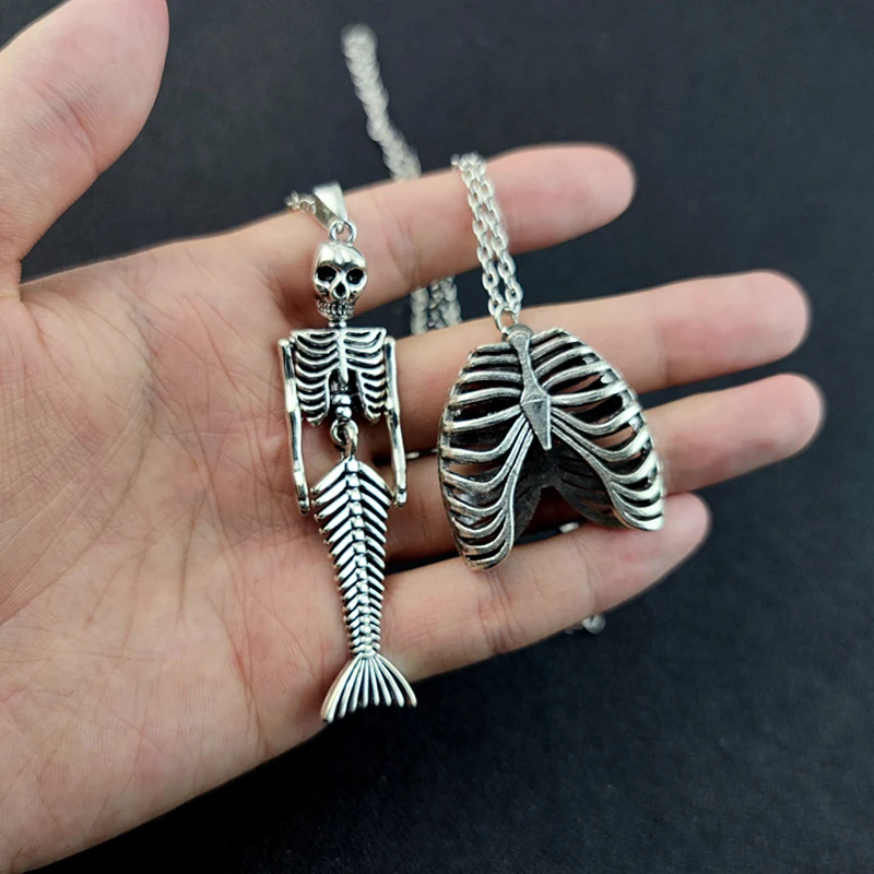 Human Rib Cage Body Chest Necklace for Men Women Anatomy Anatomical Skeleton Pendants Punk Vintage Medical Biology Jewelry