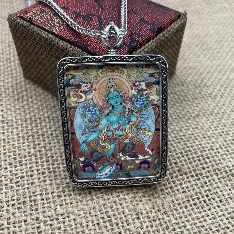 Colgantes tailandeses de plata verde Tara Thangka, estilo étnico de cobre, collares versátiles para hombres y mujeres, joyería de recuerdo