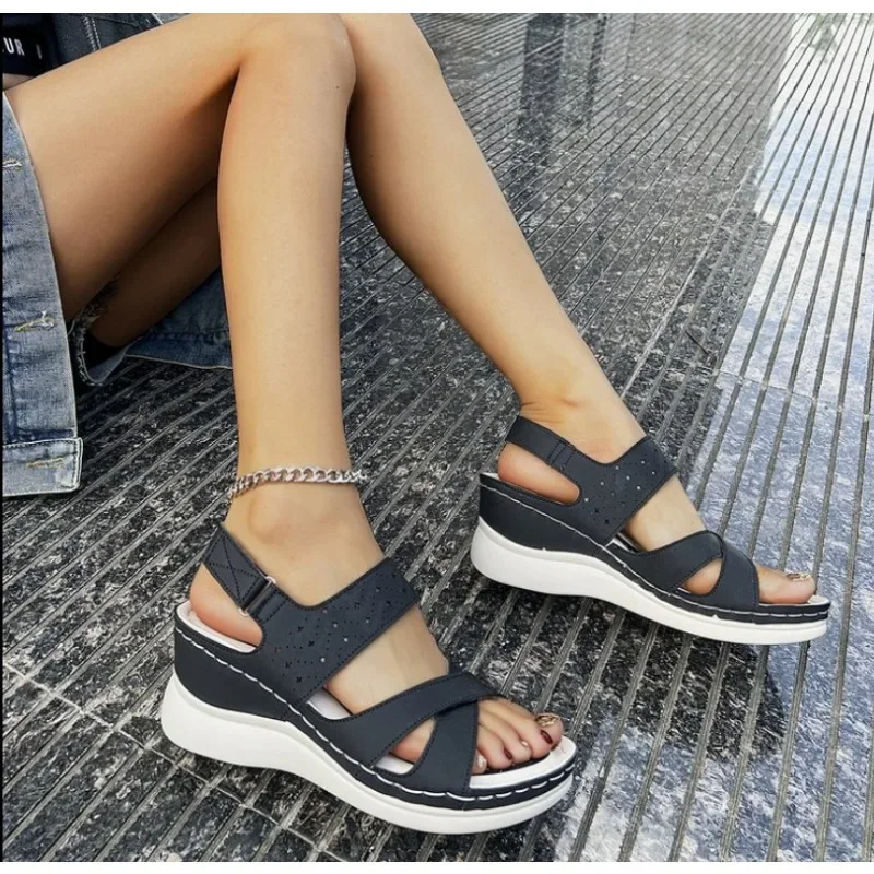 2025 Summer Fashion Wedge Sandals Women Hollow Out  Buckle Leisure Cross-Tied Sewing Thread Beach Blue Waterproof Black