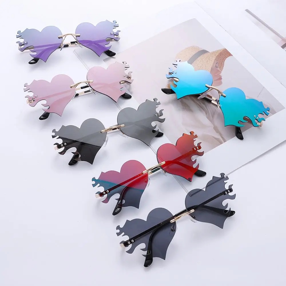 Trendy Party Favor UV400 Protection Heart Glasses Sunglasses for Women Rimless Sunglasses Heart Sunglasses