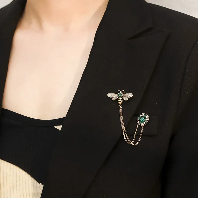 Retro Luxury Bee Chain Tassel Brooch Green Crystal Stone Rhinestone Brooch Pins Set for Women Men Dress Suit Accessories Gifts