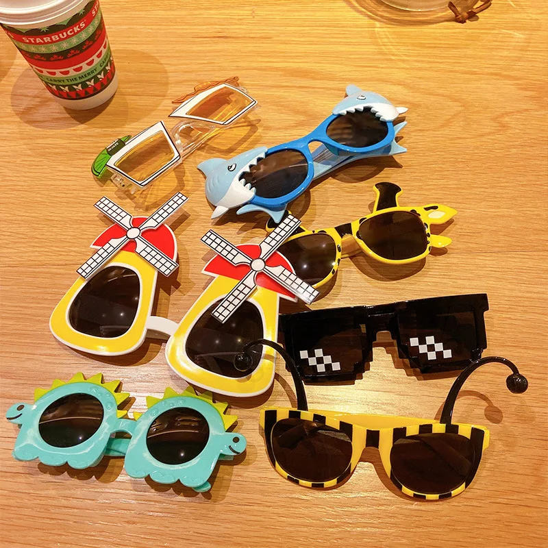 Summer Children Cartoon Shark Shape Children Sunglasses UV Protection Glasses Children\'s Photo Props Kids Eyewear