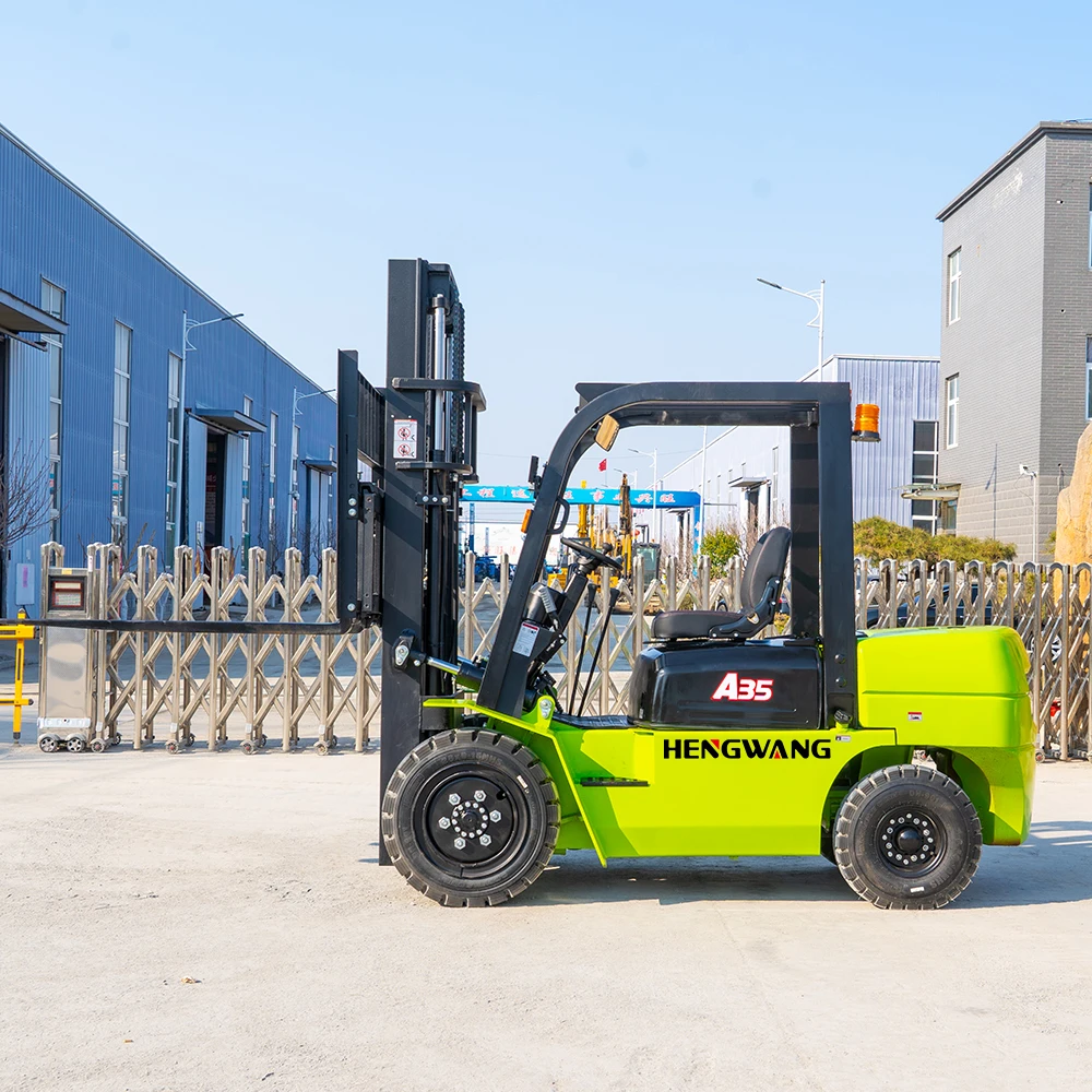 HOT Diesel Forklift All Terrain Diesel Forklift 3.5 tons Diesel Engine Hydraulic Power Euro5 Engineering Household Customization